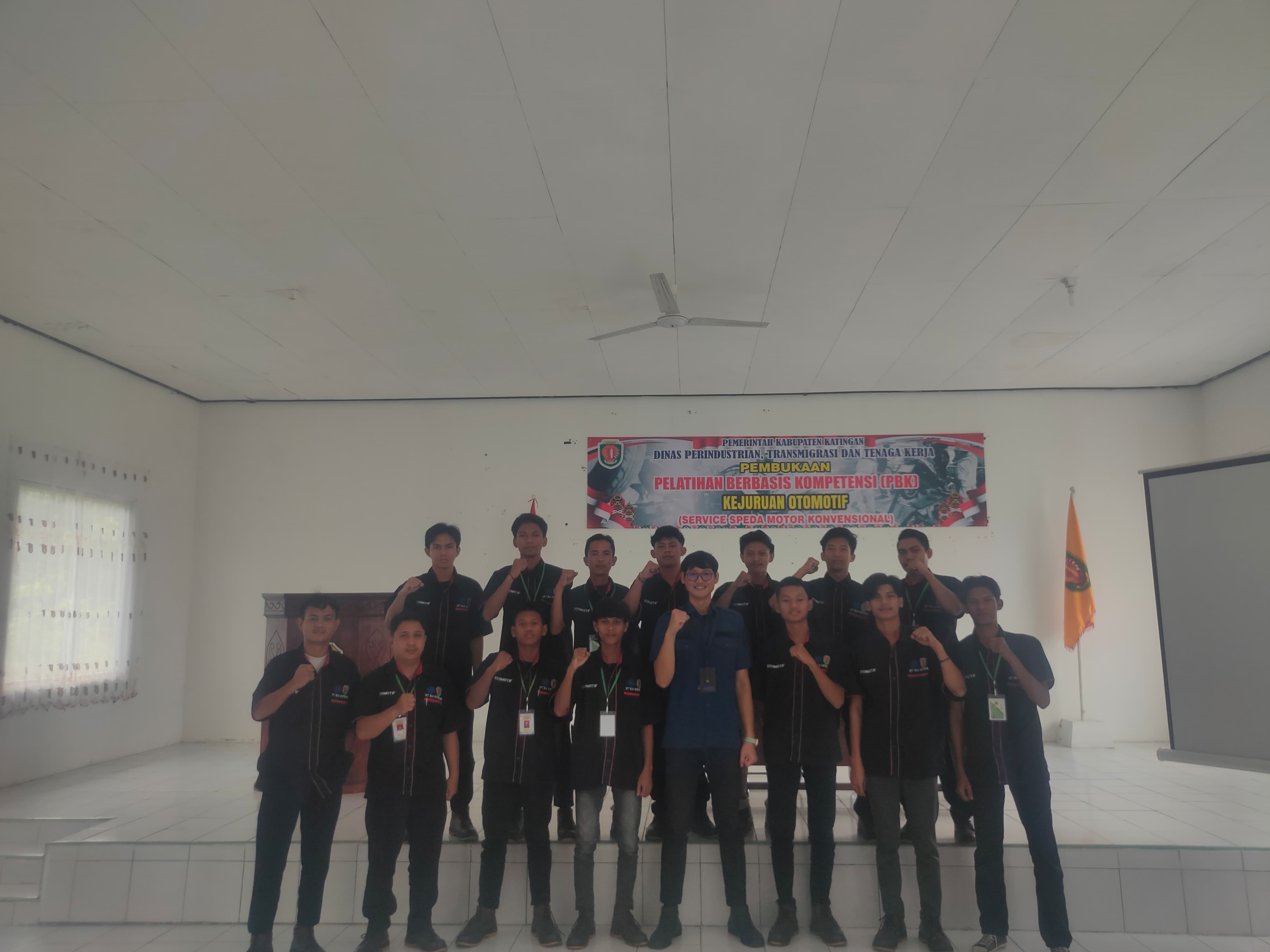 DISKOMINFOSTANDI KABUPATEN KATINGAN MENSOSIALISASIKAN BAGAIMANA MEDIA SOSIAL SEBAGAI SARANA PROMOSI YANG EFEKTIF