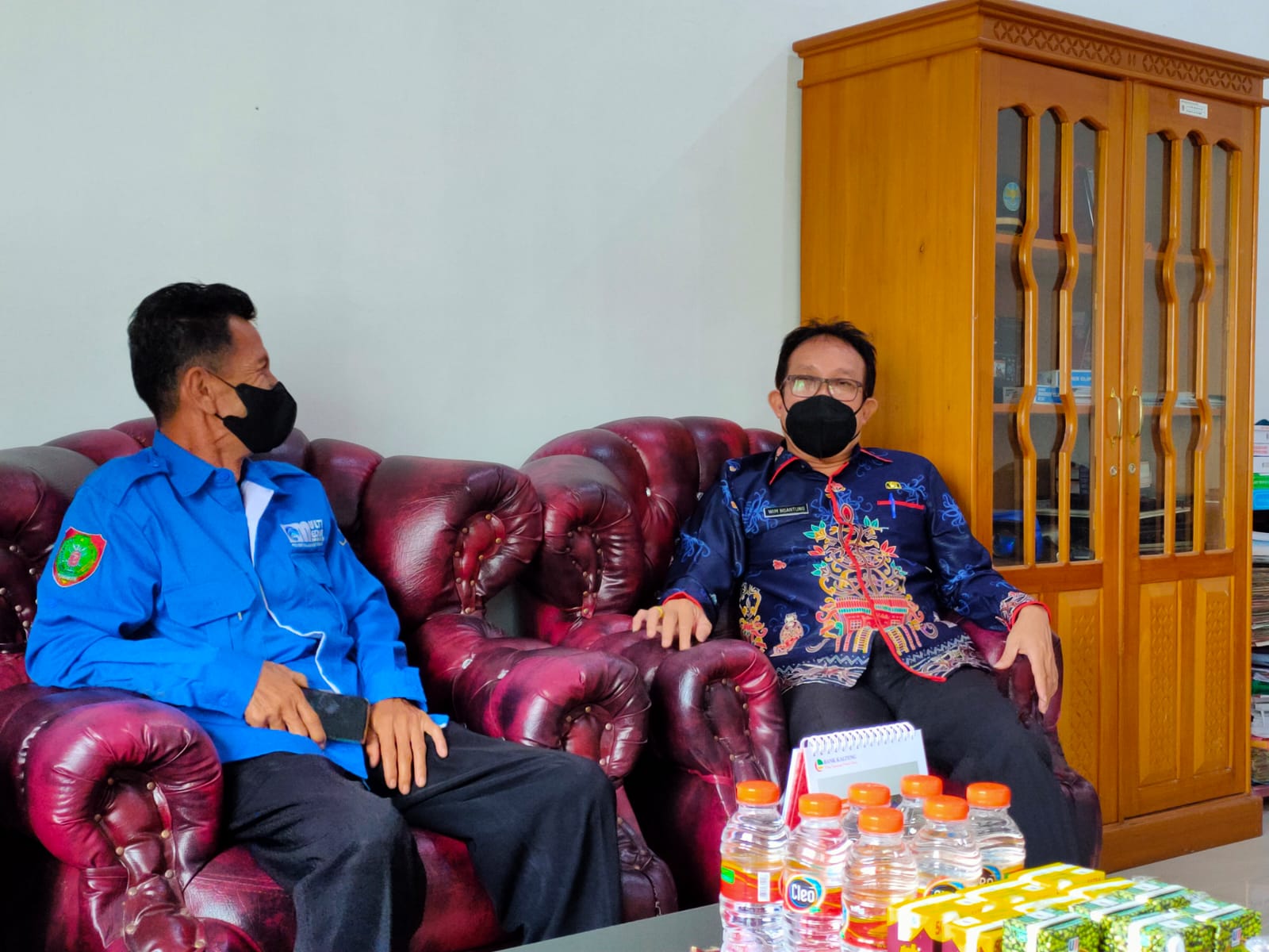 Kadis Kominfopersantik Terima Kunjungan Kasi Kehumasan Prov Kalteng
