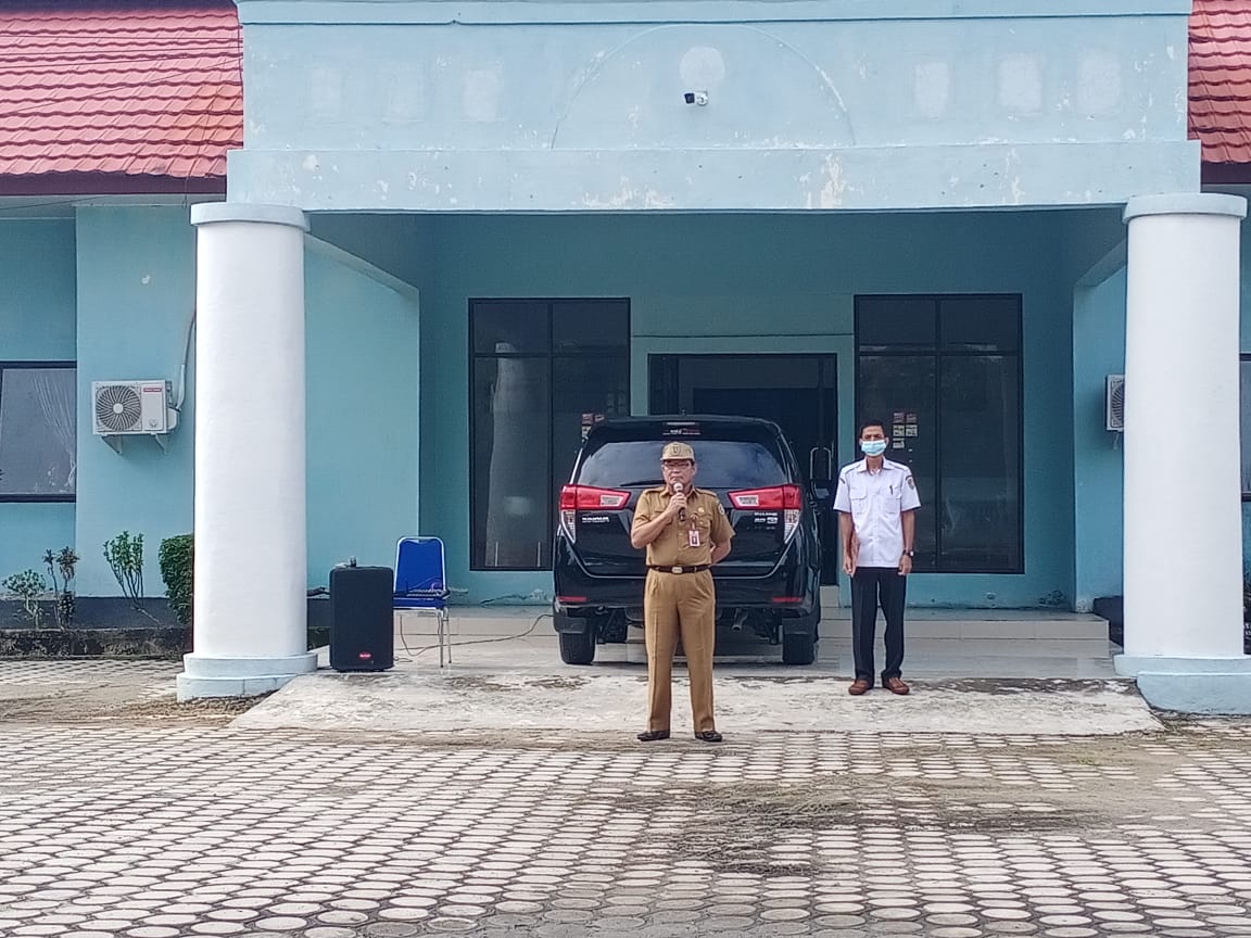 Dinas Komunikasi, Informatika, Persandian dan Statistik Kabupaten Katingan berserta staf melaksanakan Apel Senin