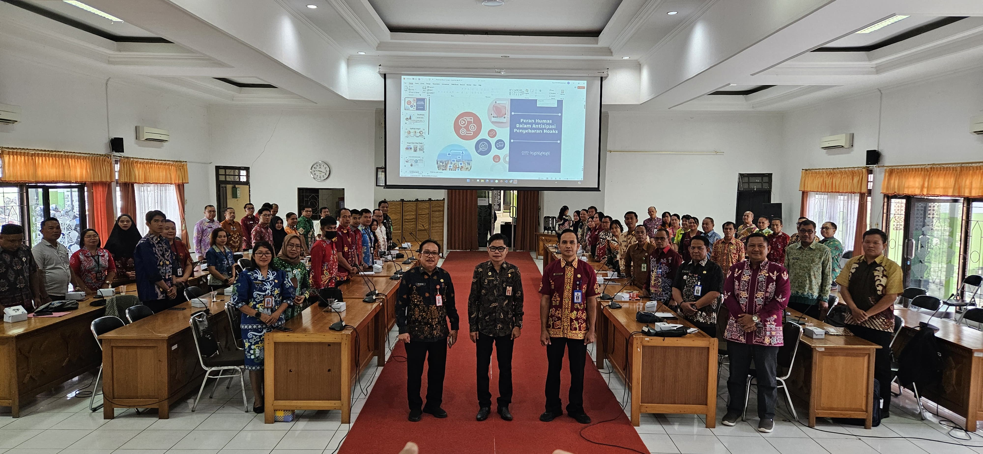MEMBANGUN CITRA POSITIF DI ERA DIGITAL PEMKAB KATINGAN FORUM DIALOG KEHUMASAN ASN KATINGAN 2024