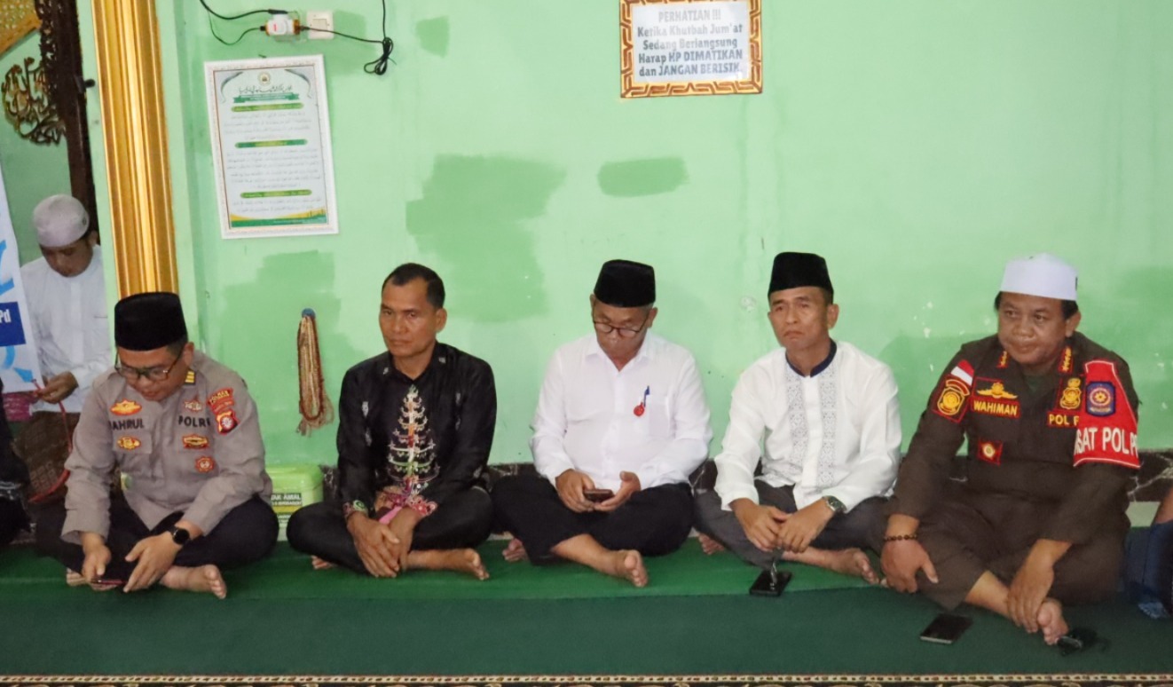 KADISKOMINFOSTANDI KATINGAN IKUTI SAFARI RAMADHAN BUPATI DI DESA TALIAN KERENG