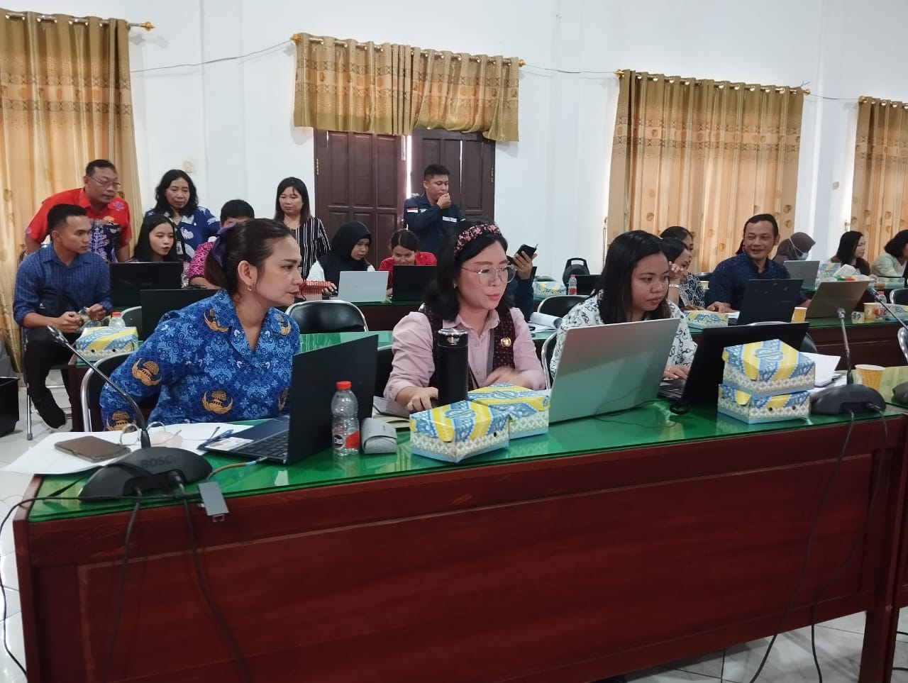 Kabid TI Narasumber Bimbingan Teknis Aplikasi E-Regulasi